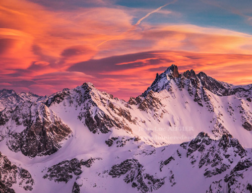 La montagne vue du ciel en hiver